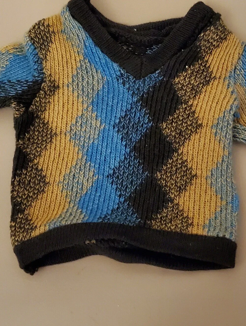 Ken Argyle V-Neck Sweater - Blue & Gold& Black